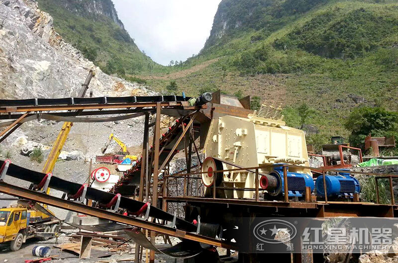 反擊式粉碎設備 反擊式粉碎設備