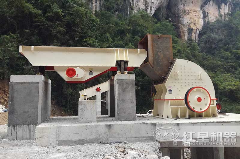 錘式破碎機安裝現場 錘式破碎機安裝現場